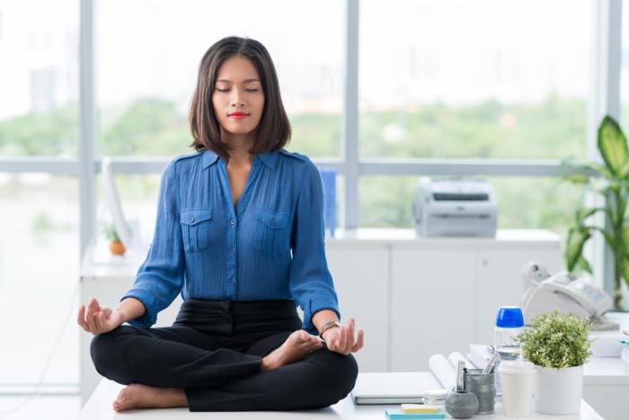 10 Strategies for Practicing Mindful Meditation